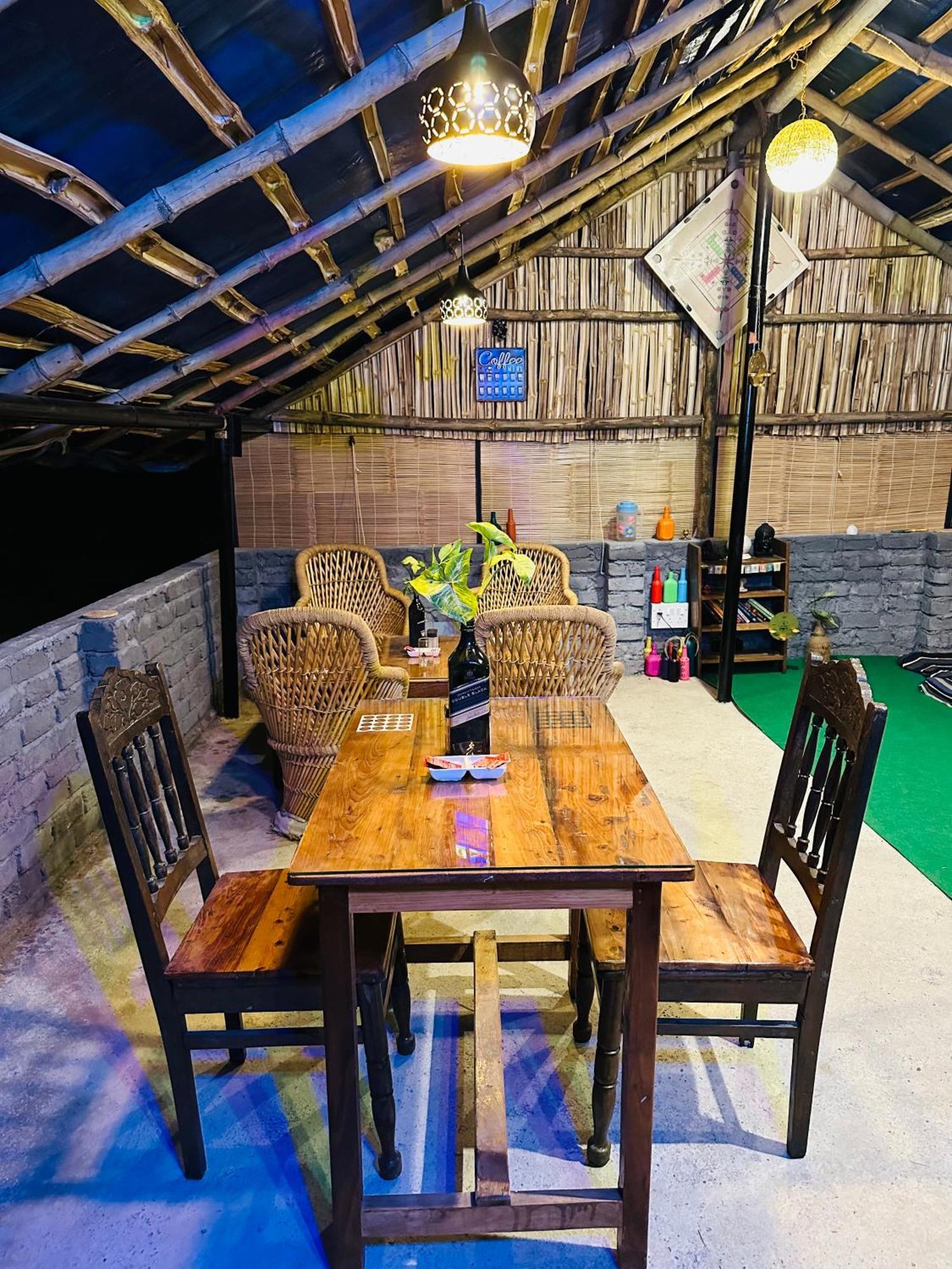 Dreamwoods A Travellers Farm Pansiyon Dharamshala Dış mekan fotoğraf